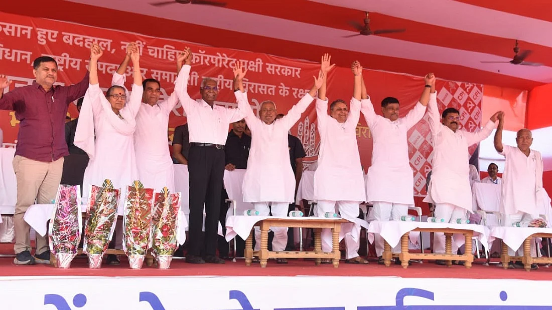 पटना में भाजपा भगाओ, देश बचाओ रैली में गरजे नीतीश-तेजस्वी, 2024 में BJP को उखाड़ फेंकने का किया आह्वान