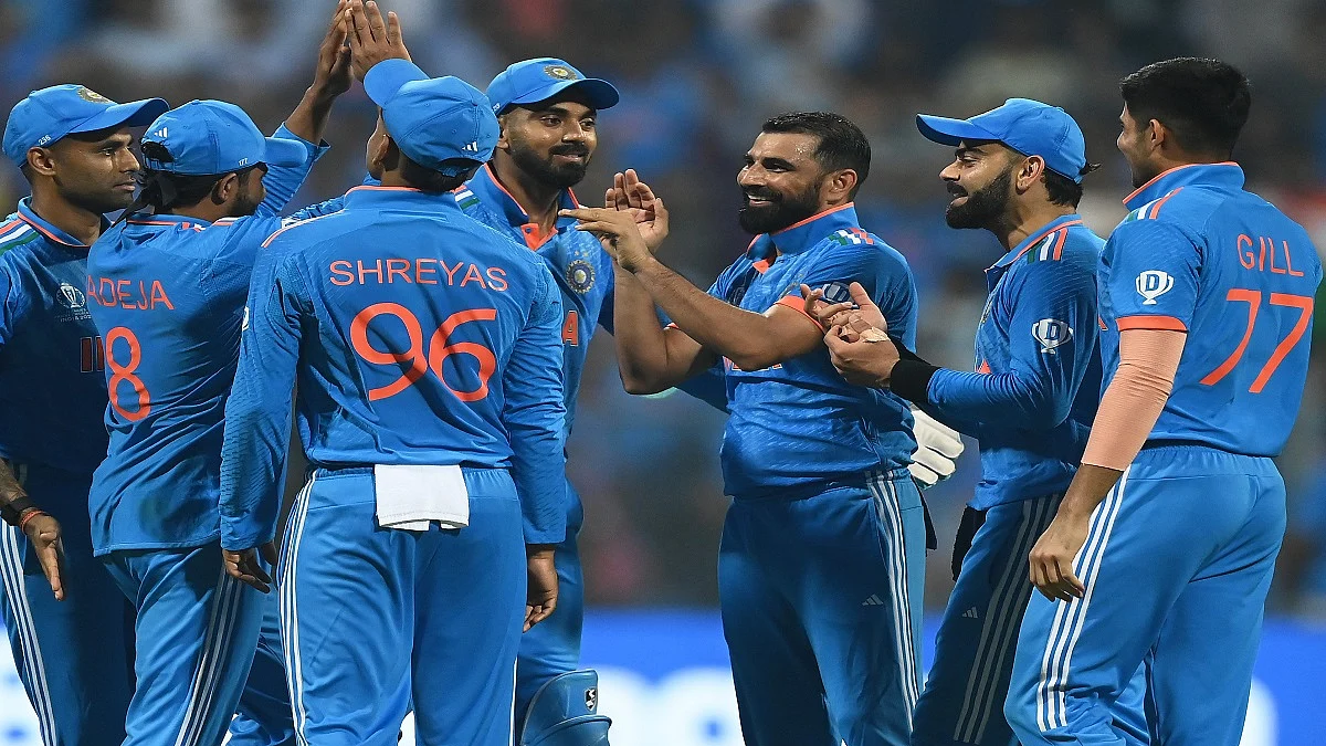 वर्ल्ड कप इतिहास में भारत की सबसे बड़ी जीत, श्रीलंका को 302 रन से रौंद सेमीफाइनल में पहुंची टीम इंडिया