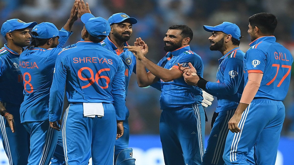 वर्ल्ड कप इतिहास में भारत की सबसे बड़ी जीत, श्रीलंका को 302 रन से रौंद सेमीफाइनल में पहुंची टीम इंडिया