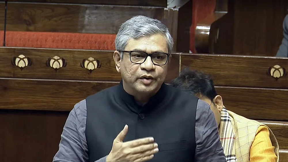 दूरसंचार विधेयक राज्यसभा से पारित, फ्रॉड करने वालों को 3 साल की सजा, 50 लाख जुर्माने का प्रावधान