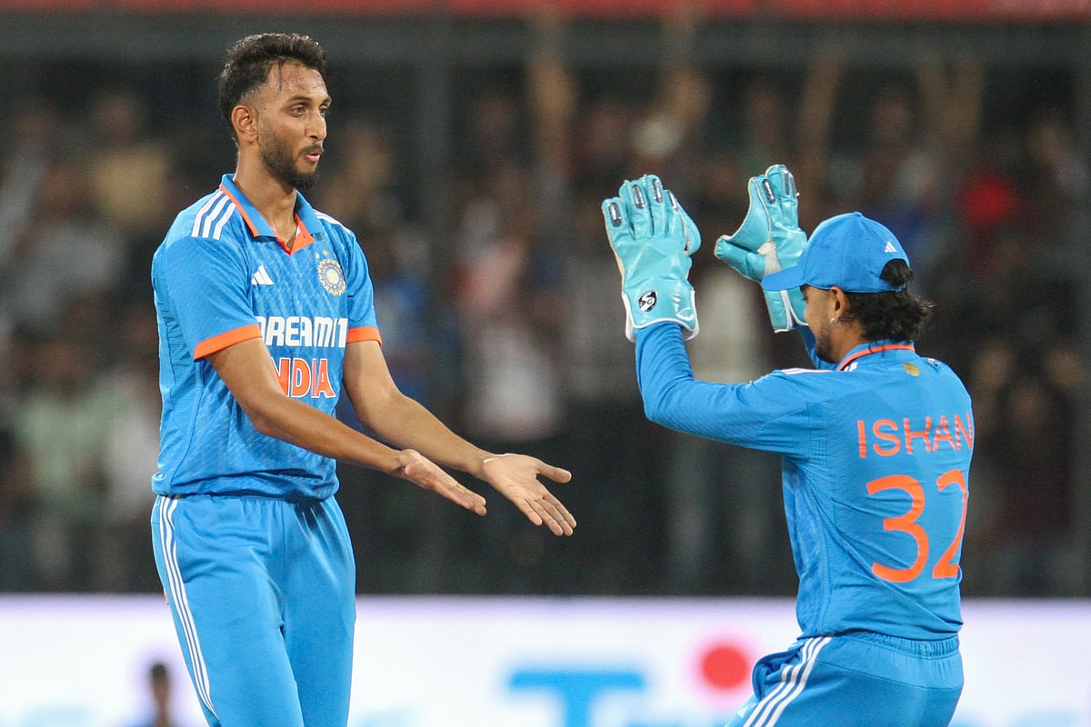 आशीष नेहरा ने प्रसिद्ध कृष्णा की जमकर की तारीफ, कहा- उम्मीद करते हैं कि गुवाहाटी में उनकी फॉर्म में वापसी होगी