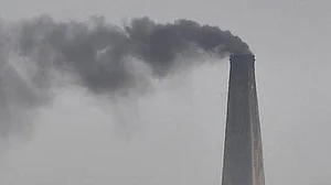 पश्चिम बंगाल: परगना के बशीरहाट में बड़ा हादसा, ईंट भट्टे की चिमनी ढहने से 3 लोगों की मौत, 35 लोग घायल