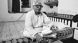 कर्पूरी ठाकुर (1924-1988): लोगों से जुड़े एक 'ईमानदार' नेता