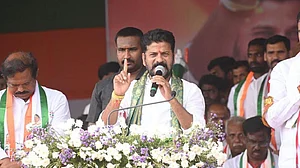 तेलंगाना: कांग्रेस सरकार ने 'कृषि ऋण माफी योजना' का किया ऐलान, किसानों के 2 लाख रुपए तक के लोन माफ होंगे