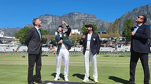 IND vs SA: एल्गर के विदाई टेस्ट में दक्षिण अफ्रीका का पहले बल्लेबाजी करने का फैसला, भारतीय टीम में दो बड़े बदलाव