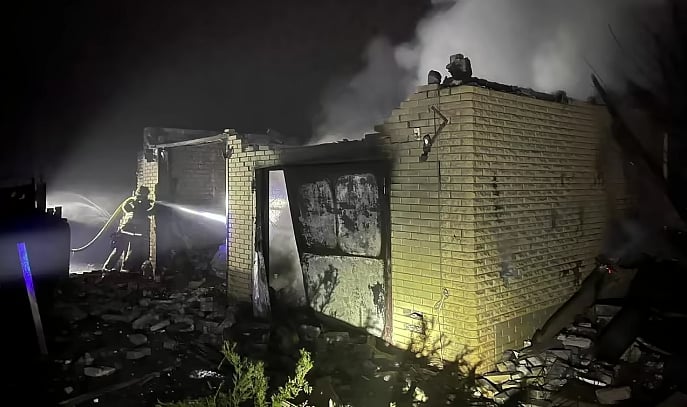 रूसी सेना ने यूक्रेन के शहर कुपियांस्क पर क‍िया हमला, कई घर तबाह