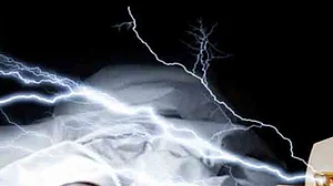 तेलंगाना: गणतंत्र दिवस समारोह के दौरान हादसा, बिजली का झटका लगने से दो लोगों की मौत, मची अफरातफरी