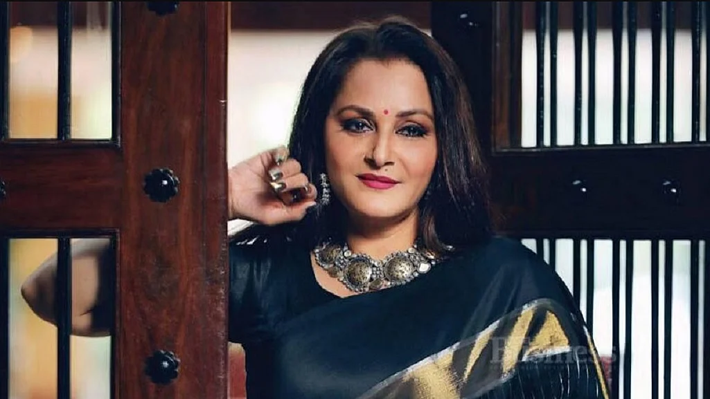 पूर्व सांसद जया प्रदा 'फरार' घोषित, गिरफ्तार कर पेश करने का आदेश