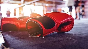 पाकिस्तानी मुक्केबाज के हरकत से हर कोई हैरान, पहले साथी के बैग से पैसे चुराए और फिर...