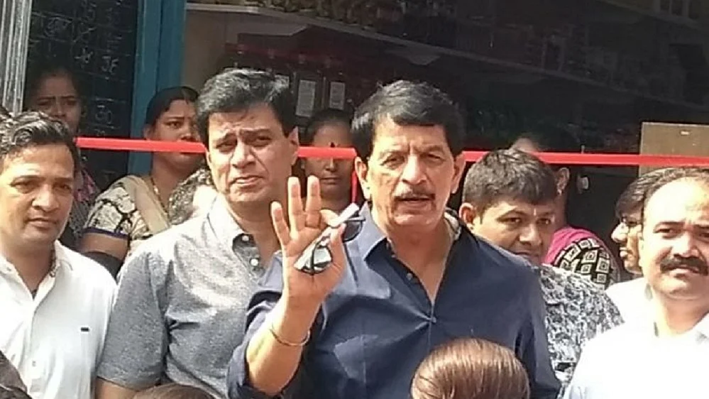 मुंबई के एनकाउंटर स्पेशलिस्ट प्रदीप शर्मा को फर्जी मुठभेड़ केस में आजीवन कारावास की सजा