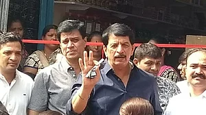मुंबईः एनकाउंटर स्पेशलिस्ट प्रदीप शर्मा को झटका, 2006 के फर्जी मुठभेड़ केस में आजीवन कारावास की सजा