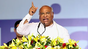 BJP-RSS जहर की तरह, लोकतंत्र-संविधान को बचाने के लिए सभी एकजुट हों: खड़गे