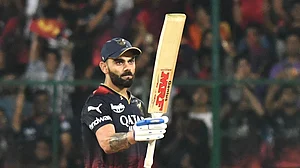 IPL 2025: KKR और RCB मैच से आईपीएल फिर से होगा शुरू, टेस्ट से संन्यास के बाद पहला मैच खेलने मैदान पर उतरेंगे कोहली