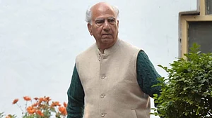BJP के दिग्गज नेता शांता कुमार ने भगवा पार्टी को दिखाया आईना, सिर्फ कुर्सी की राजनीति करने का आरोप लगाया