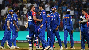 मुंबई इंडियंस को मिली पहली जीत, डेविड-शेफर्ड के तूफान से दिल्ली कैपिटल्स को 29 रन से हराया