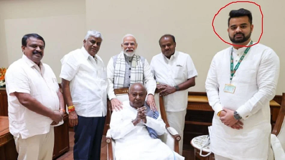 सेक्स स्कैंडल में घिरे प्रज्वल रेवन्ना को JDS ने किया सस्पेंड, पार्टी नेताओं के दबाव के बाद फैसला