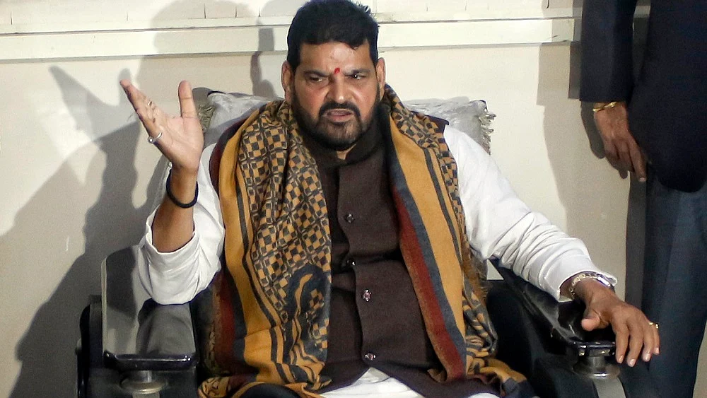 यौन उत्पीड़न मामले में बृजभूषण सिंह को बड़ा झटका, नए सिरे से जांच की मांग वाली याचिका खारिज