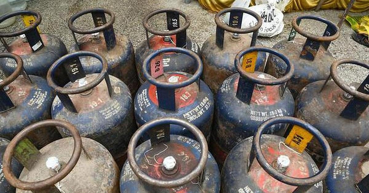 बड़ी खबर LIVE: चुनाव खत्म होते ही LPG की कीमतों में बड़ी बढ़ोतरी, 993 रुपये बढ़े गैस के दाम