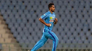 खेल: लखनऊ को बड़ा झटका, चोट के कारण IPL से बाहर हुआ ये गेंदबाज और बांग्लादेश दौरे पर जाएगी भारतीय महिला क्रिकेट टीम