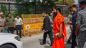 विज्ञापन मामला: बाबा रामदेव, बालकृष्ण आचार्य को आज भी नहीं मिली 'माफी', अब इस दिन होना होगा पेश