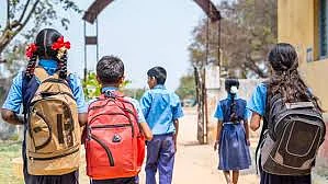 हीट वेव ने बढ़ाई मुश्किल, नोएडा और गाजियाबाद में भीषण गर्मी का कहर, आठवीं क्लास तक के स्कूल बंद