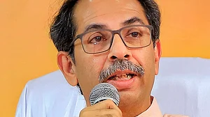 मुंबई में मतदान की धीमी गति, लंबी कतारों से हुई मतदाताओं को परेशानी, उद्धव ठाकरे ने निर्वाचन आयोग पर लगाए गंभीर आरोप