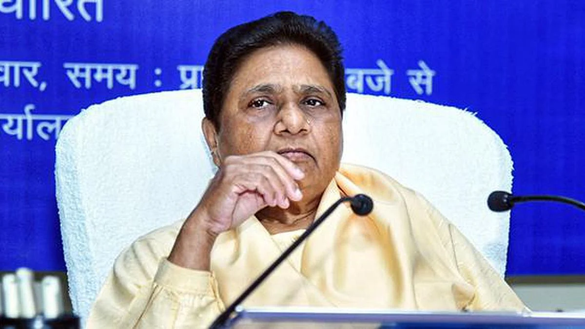 BSP ने बस्ती में आखिरी क्षणों में बदला उम्मीदवार, BJP खेमे में खुशी की लहर