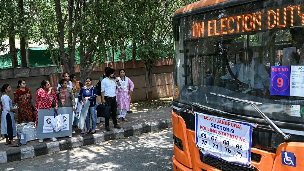 लोकतंत्र को तार-तार कर दिया इस चुनाव आयोग ने!