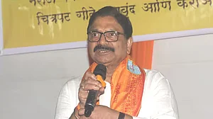 शिंदे गुट के प्रत्याशी का बड़ा खुलासा! शिवसेना छोड़ने पर बोले- मेरे पास थे 2 ही रास्ते, जेल जाऊं या फिर...