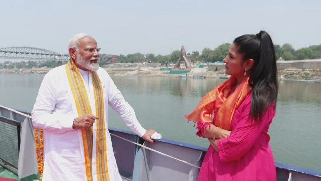 बदलते बयान, खटाखट इंटरव्यू और घबराहट भरी देहभाषा बता रही है हवा का रुख किधर है