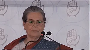 एग्जिट पोल पर सोनिया गांधी बोलीं- नतीजे एग्जिट पोल के बिल्कुल उलट रहने वाला है, इंतजार कीजिए