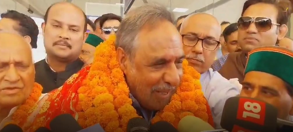 हिमाचल के कांगड़ा में कांग्रेस उम्मीदवार आनंद शर्मा का भव्य स्वागत, BJP पर साधा निशाना 