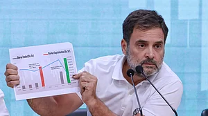 राहुल गांधी ने समझाई स्टॉक मार्केट की क्रोनोलॉजी, कहा- ये देश का सबसे बड़ा घोटाला, JPC जांच की मांग