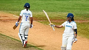 IND vs SA: भारतीय महिला टीम ने तोड़ डाला ऑस्ट्रेलिया का वर्ल्ड रिकॉर्ड, टेस्ट क्रिकेट में बनाया सबसे बड़ा स्कोर