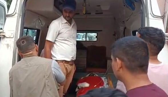 उत्तराखंड में जंगल की आग बुझाने गए चार वनकर्मियों की झुलसकर मौत, 4 लोग घायल, सीएम धामी ने किया मुआवजे का ऐलान