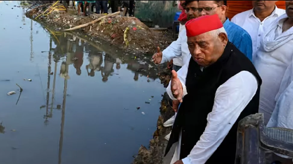अयोध्या में रामपथ धंसने का मुद्दा संसद में गूंजेगा, सांसद अवधेश प्रसाद ने उठाने का किया ऐलान