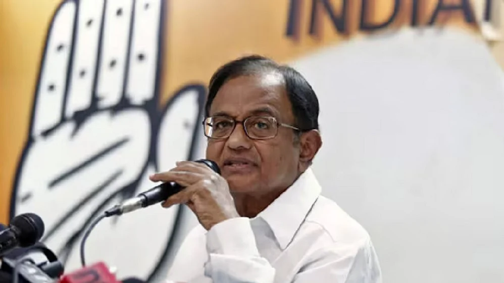 तमिलनाडु में ‘छद्म’ उम्मीदवार के जरिए उपचुनाव लड़ रही है BJP और AIADMK: चिदंबरम