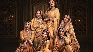 सिनेजीवन: संजय लीला भंसाली ने की 'हीरामंडी' सीजन 2 की घोषणा और सरगुन ने बताया कैसे आया 'बादल पे पांव है' का आइडिया