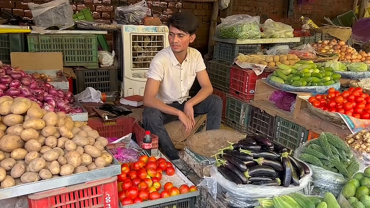 सब्जियों की बढ़ती कीमतों ने घर का बजट बिगाड़ा