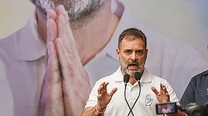 गुजरात के अहमदाबाद में राहुल गांधी बोले- अयोध्या की तरह गुजरात में भी हम BJP को हराएंगे
