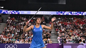 Paris Olympic: सिंधु ने क्रिस्टिन कुबा को हराकर ग्रुप में शीर्ष स्थान हासिल किया, प्री-क्वार्टर में जगह की पक्की
