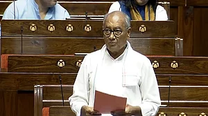 मध्यप्रदेश में हो रहा घोटाला, किसान अपनी फसल व्यापारी को कम दाम में बेचने को मजबूर: कांग्रेस