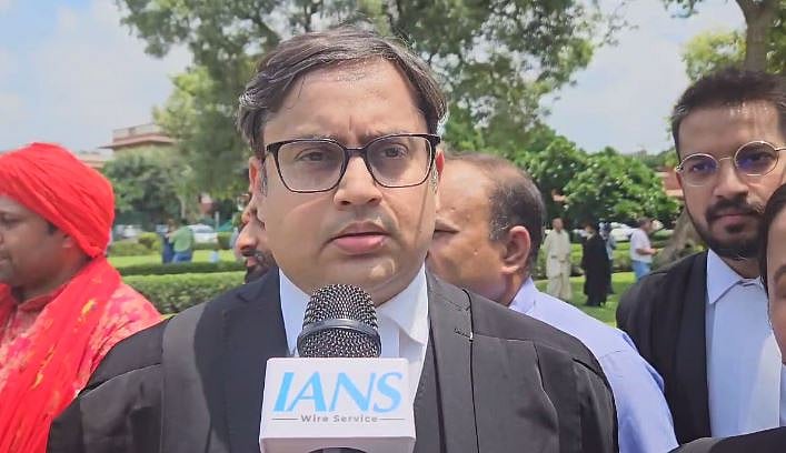 कृष्ण जन्मभूमि मामले में सर्वे पर रोक रहेगी जारी, सुप्रीम कोर्ट में अगली सुनवाई अक्टूबर में  