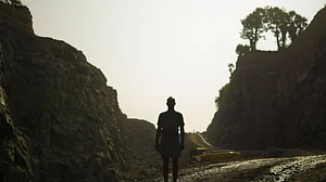 सरकारी विमर्श से लापता हैं बंधुआ मजदूर, इस मामले में वास्तविक विश्वगुरु है भारत!