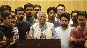बांग्लादेश संकटः भारत के लिए सबसे बड़ा सवाल- यूनुस के बाद कौन?