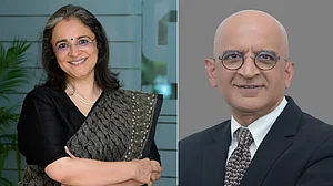 हिंडनबर्ग के ताजा खुलासे के बाद चर्चा में हैं ये दो नाम, जानें कौन हैं माधवी और धवल बुच