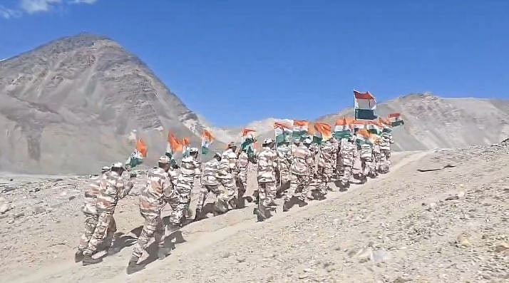 वीडियो: ITBP के जवानों ने 14 हजार फीट की ऊंचाई पर निकाली तिरंगा यात्रा