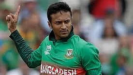 बांग्लादेश के ऑलराउंडर शाकिब अल हसन पर हत्या का केस, FIR में 156 लोगों के साथ नाम