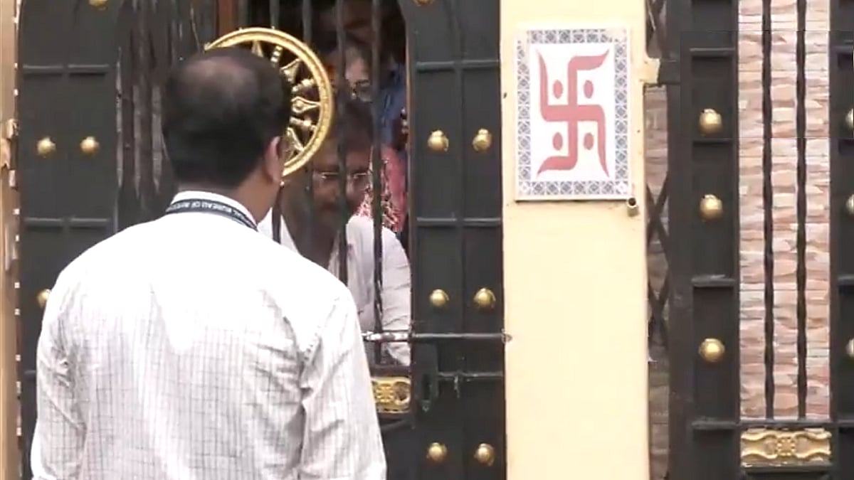 कोलकाता रेप-मर्डर केस: CBI ने आरजी कर मेडिकल कॉलेज के पूर्व प्राचार्य के परिसरों पर मारे छापे