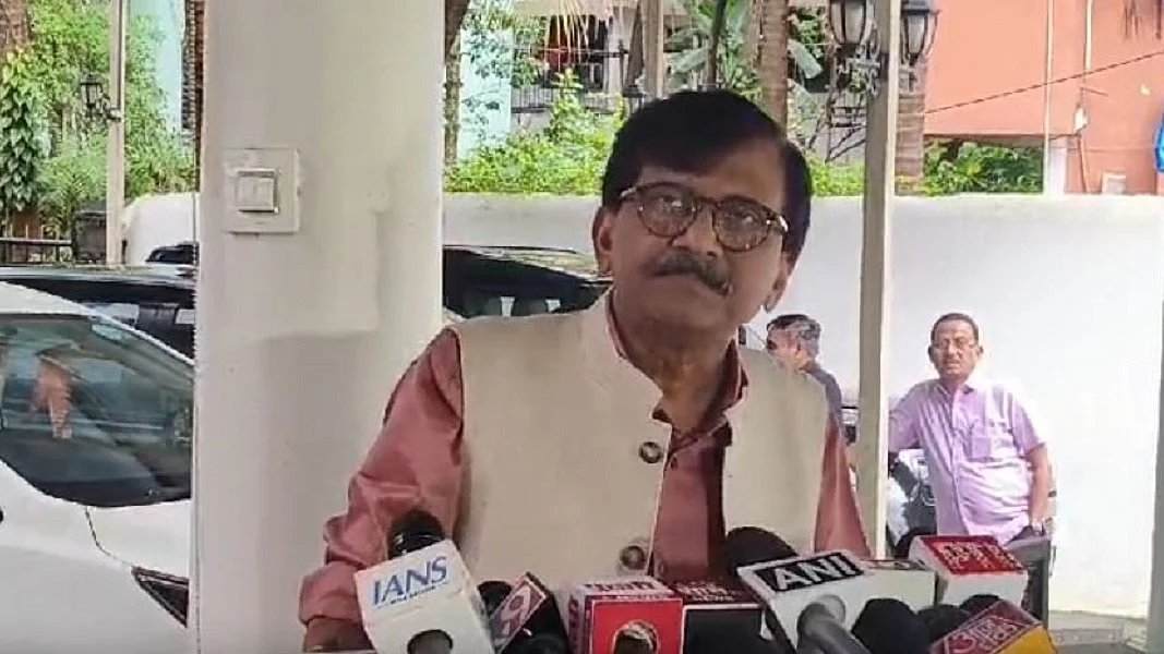 संजय राउत ने शिवाजी की प्रतिमा ढहने को महाराष्ट्र की अस्मिता पर प्रहार बताया, मांगा सीएम शिंदे का इस्तीफा